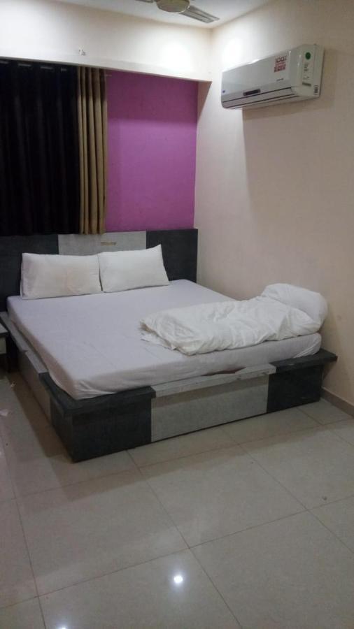 Hotel Swell Ahmedabad Eksteriør bilde